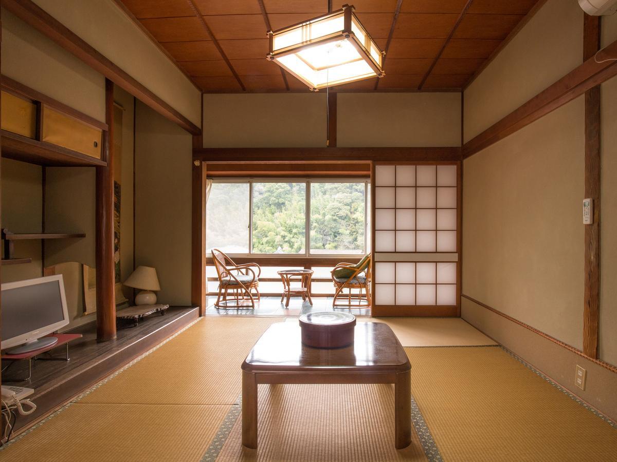 Izumiya Ryokan' Tawarayama Onsen Nagato  Exterior photo