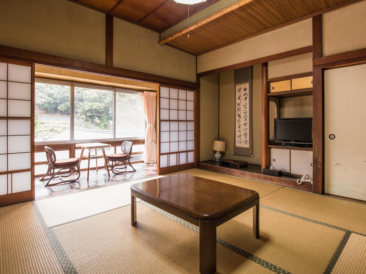 Izumiya Ryokan' Tawarayama Onsen Nagato  Exterior photo