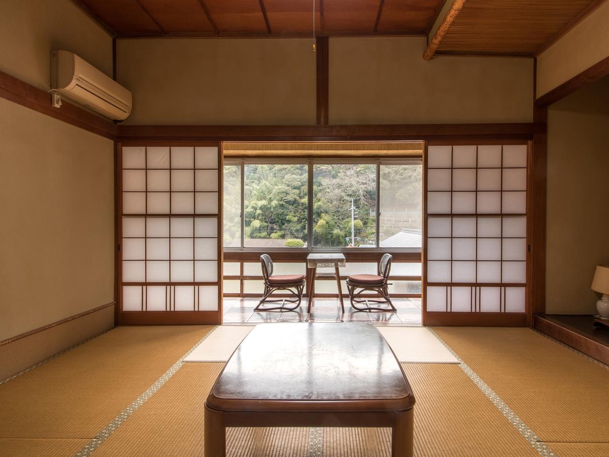 Izumiya Ryokan' Tawarayama Onsen Nagato  Exterior photo